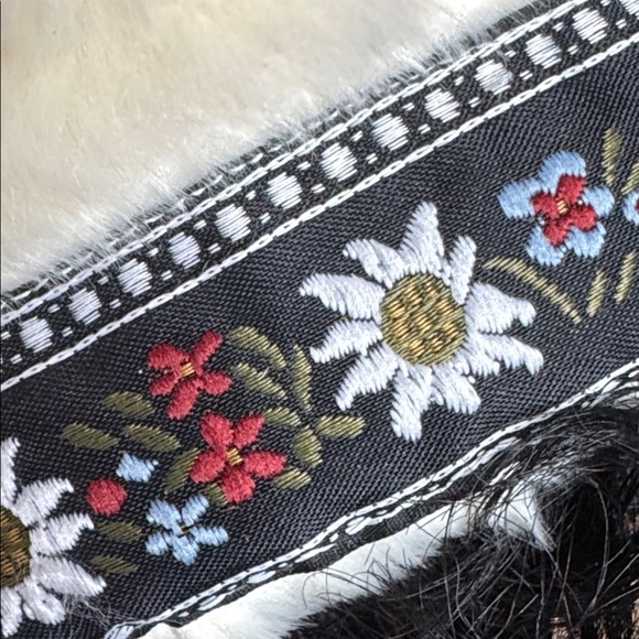 Polar Mitts Fur Alpine Style Hat - Picture 7 of 14